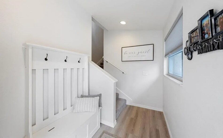 Building Photo - 640 Lalique Cir