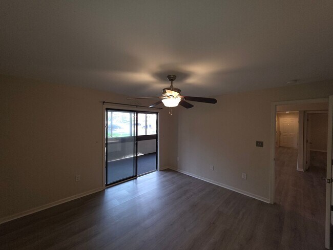 Building Photo - 7325 Winery Ln