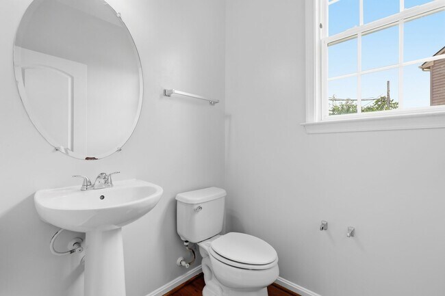 Building Photo - 14982 Gossom Manor Pl