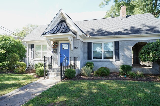 Primary Photo - 714 Arlington Ave