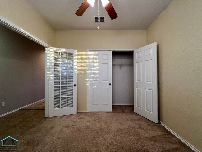 Building Photo - 3802 Mahogany Cove
