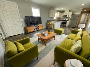 Building Photo - 15852 Croatia Dr