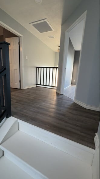 Building Photo - 5204 Alta Vista Ln