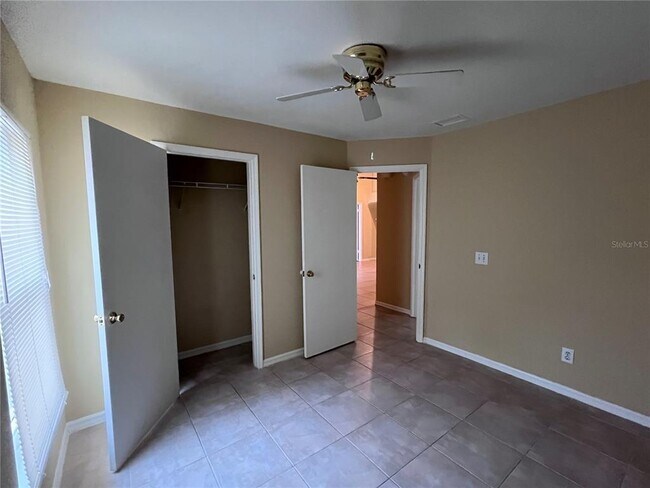 Building Photo - 9673 Fox Hearst Rd