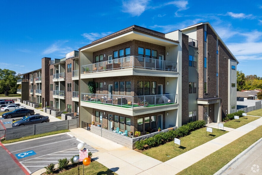 The Palmer 117 Priddy Ln Fort Worth TX 76114 Apartment Finder