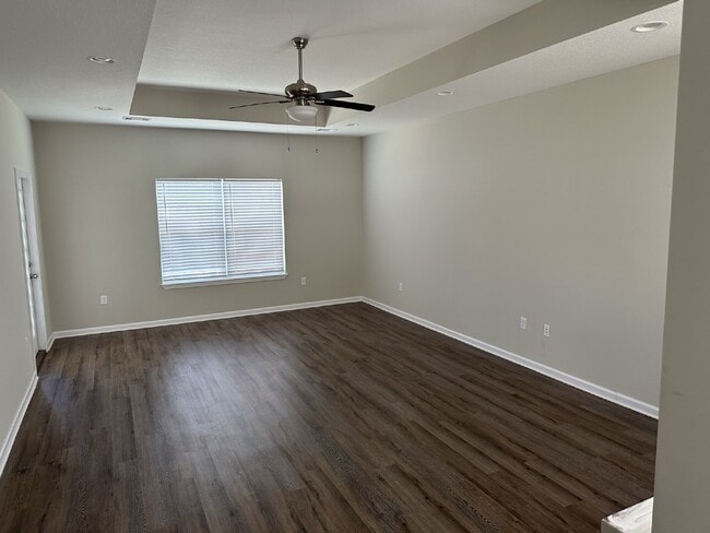 Building Photo - 126 Hannah Dr