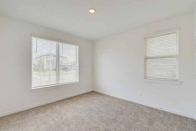 Building Photo - 22606 Ginosa Trail