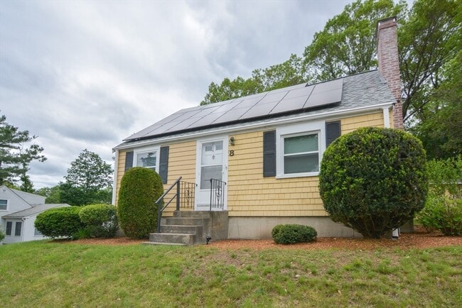 Building Photo - 8 Roberts Rd