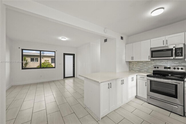 Building Photo - 2465 NW 35th St