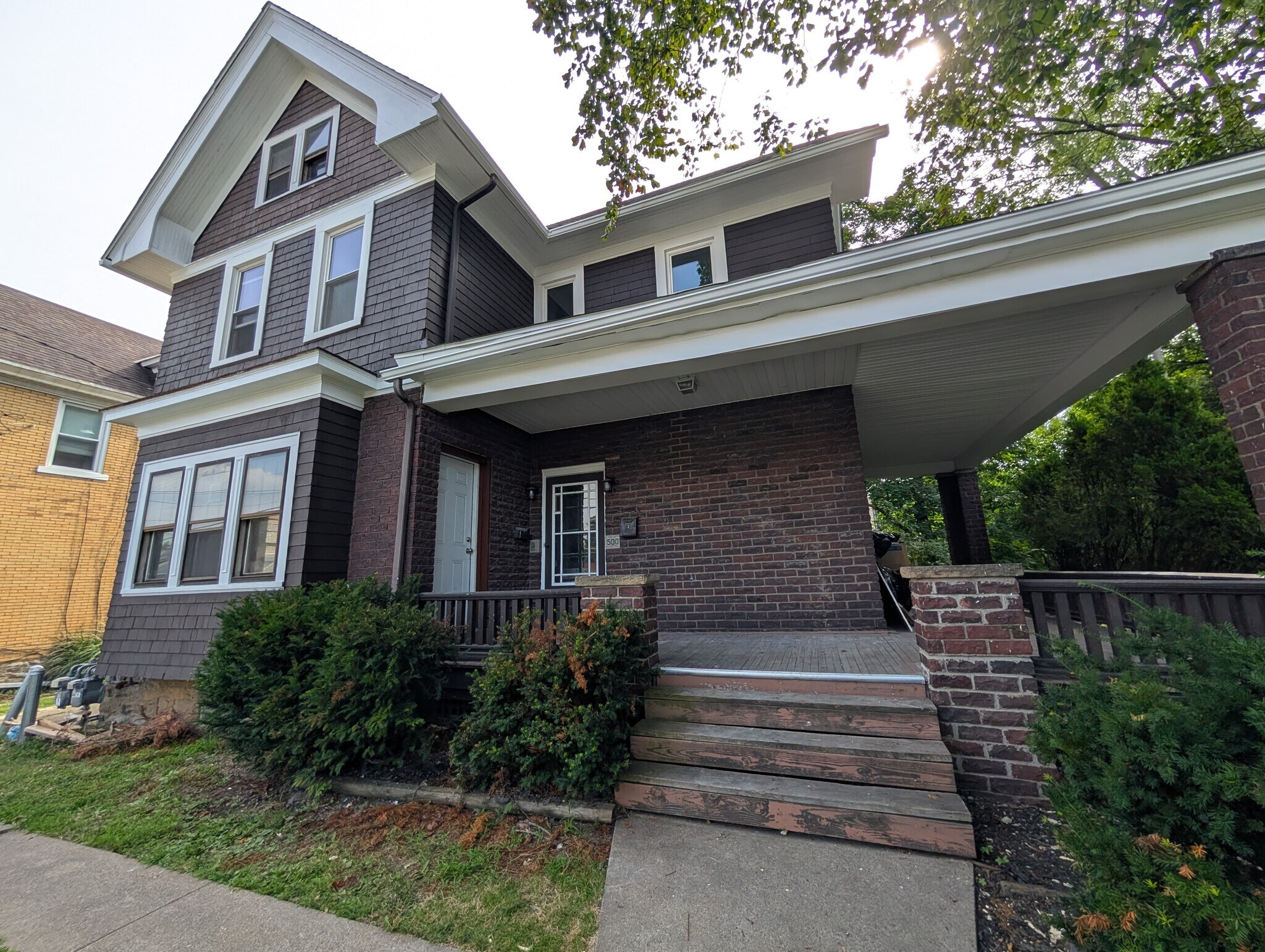 Building Photo - 500 Fordham Ave