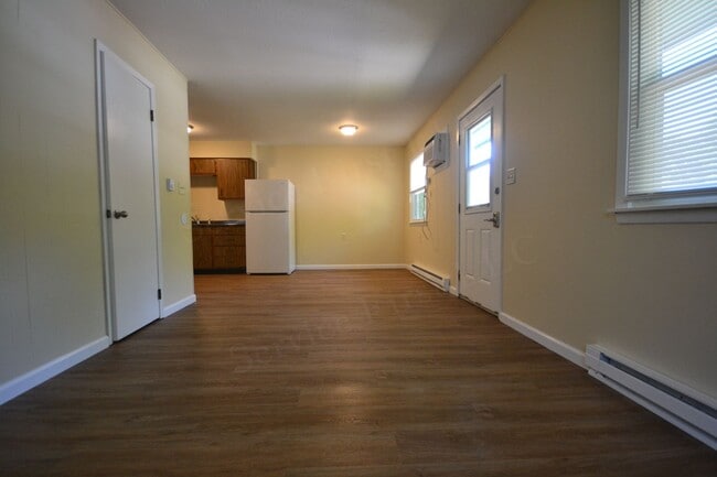 Building Photo - Cross Timbers Apartment