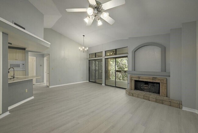 Building Photo - 1000 Liberty Park Dr