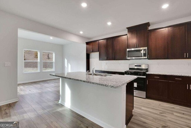 Building Photo - 291 Wells Cir