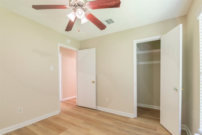 Building Photo - 1262 Rock Canyon Dr
