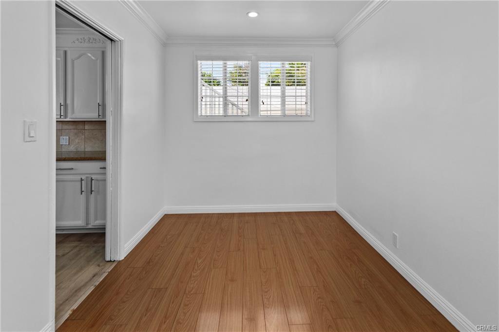 Building Photo - 12753 Oxnard St