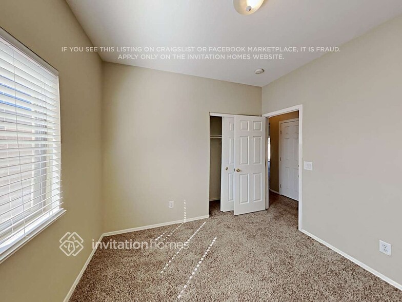 Building Photo - 6308 S 26th Dr