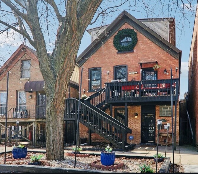 Building Photo - 708 N Rockwell St