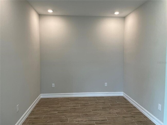 Building Photo - 4580 Almada Ln