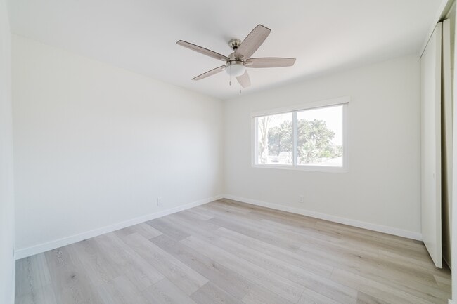 Building Photo - 4154 Baycliff Way