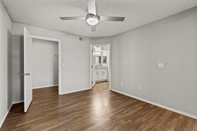 Building Photo - 2212 Grand Cayman Ct