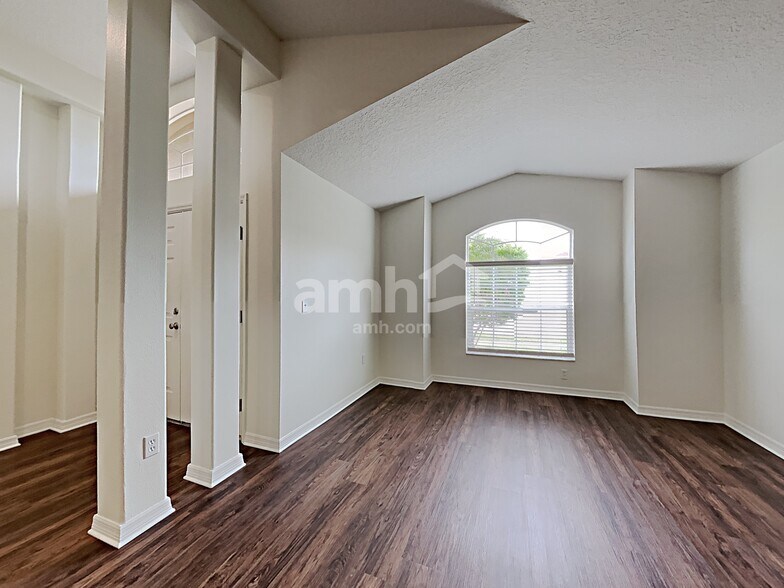 Building Photo - 3754 Benson Park Blvd