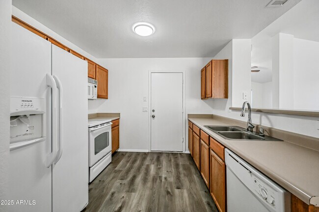 Building Photo - 4144 N 109th Ave
