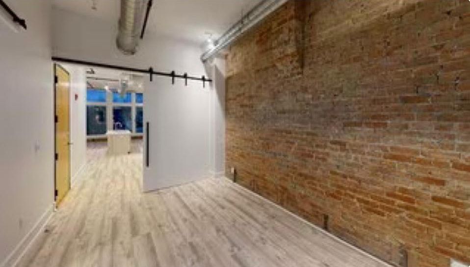 Building Photo - 1710 Elm St