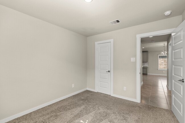 Building Photo - 3915 Sparkman Ln