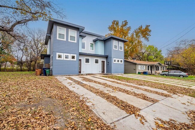 Building Photo - 6405 Chesterfield Ave