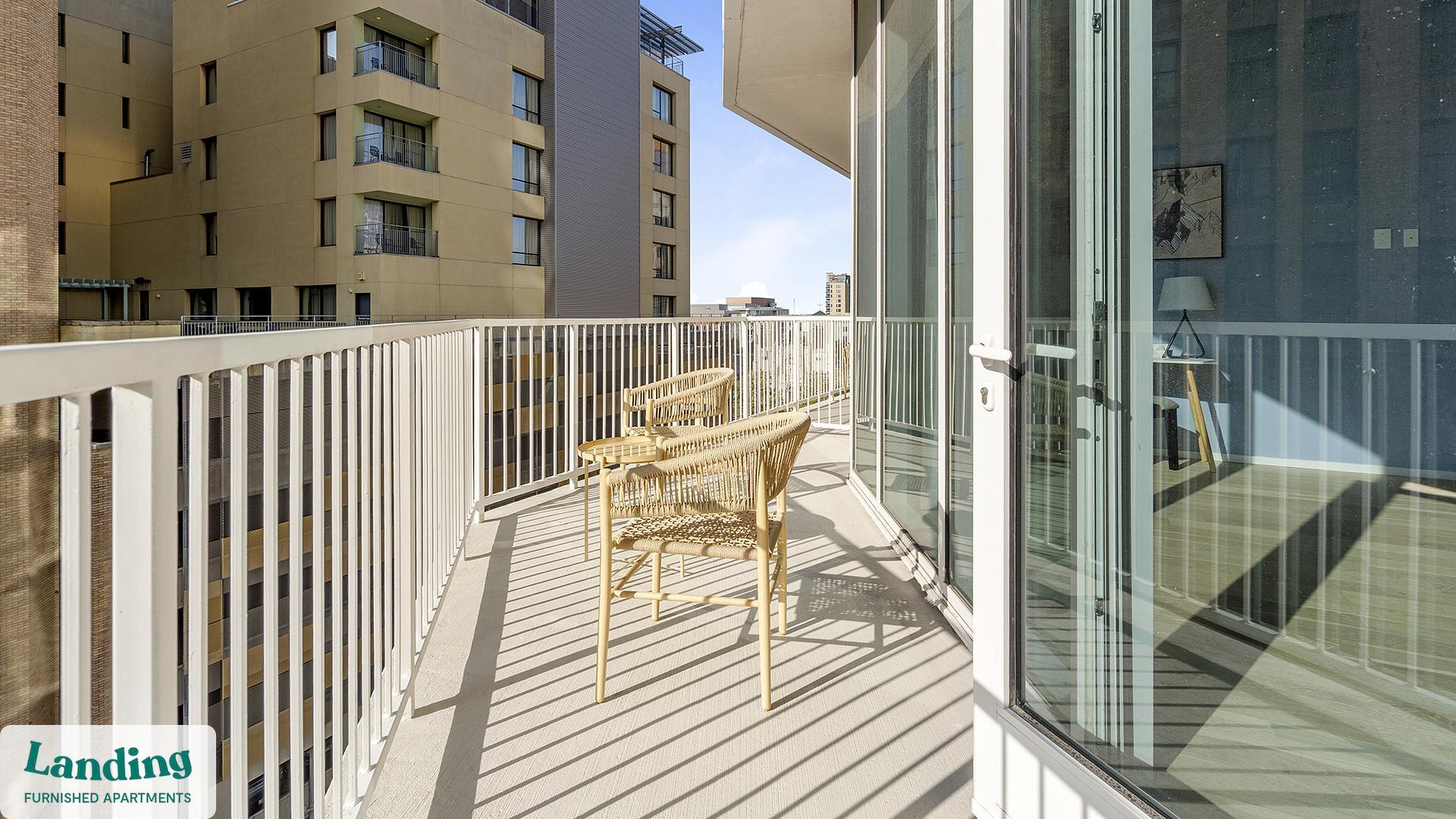 Building Photo - 143 E Commerce St