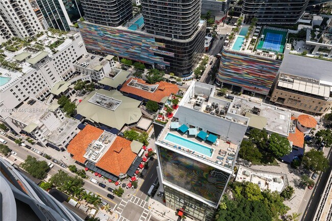Building Photo - 1000 Brickell Plaza