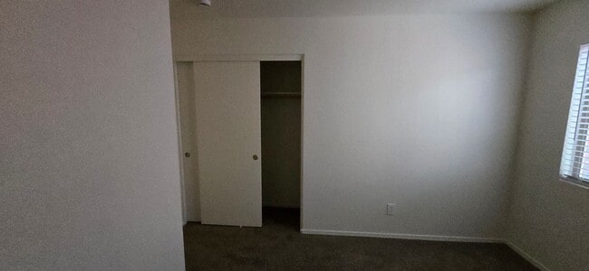 Building Photo - Feels Like Home