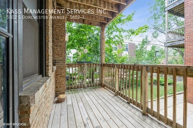 Building Photo - 5602 S Dorchester Ave