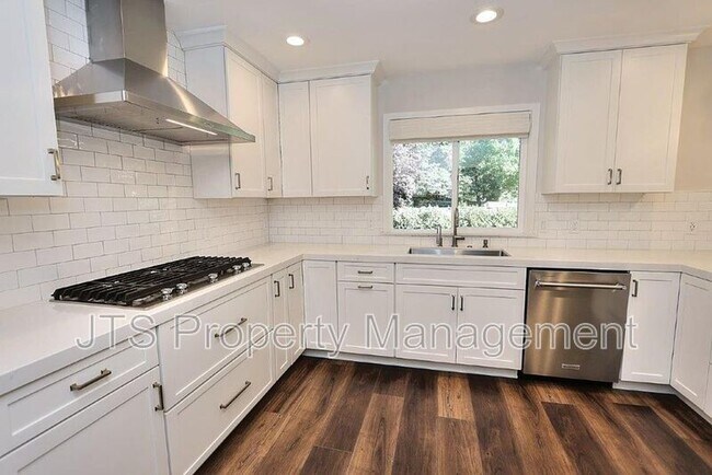 Building Photo - 2696 Prestwick Dr