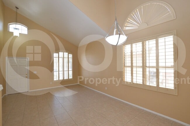 Building Photo - 9325 E Pershing Ave