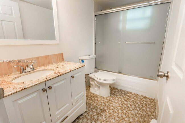 Building Photo - 1225 West Ave