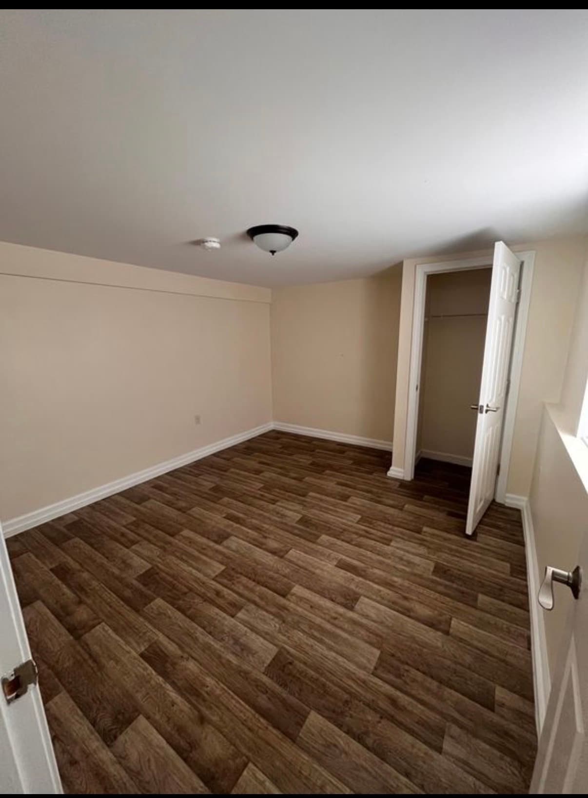 Building Photo - 125 Hickok St