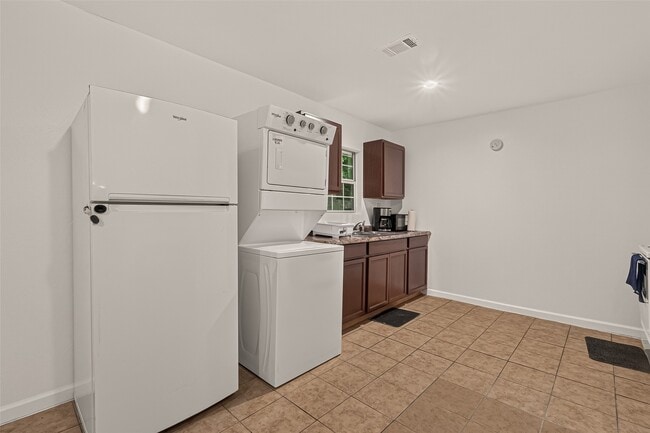 Building Photo - 13703 Segrest Dr