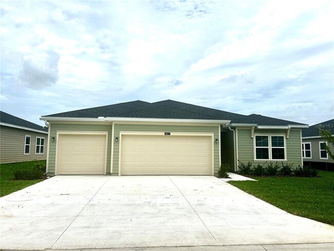 Primary Photo - 4611 SW 83rd Lp