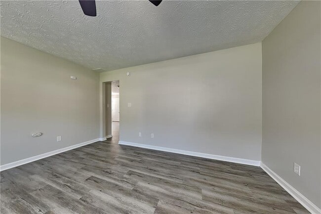 Building Photo - 2479 Heatherton Ct