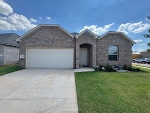 Building Photo - Brand-New 4BR Home with Modern Design in S...