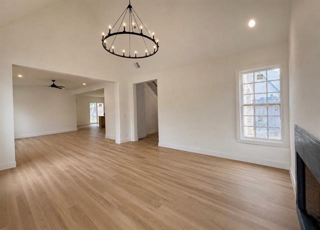 Building Photo - 5115 Vanderbilt Ave