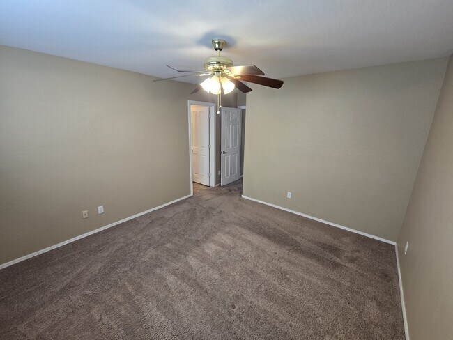 Building Photo - 6072 S Tucana Ln