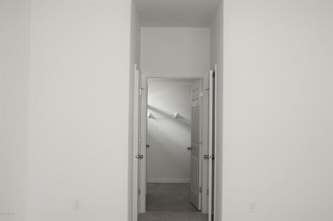 Building Photo - 4437 Magenta Isles Dr