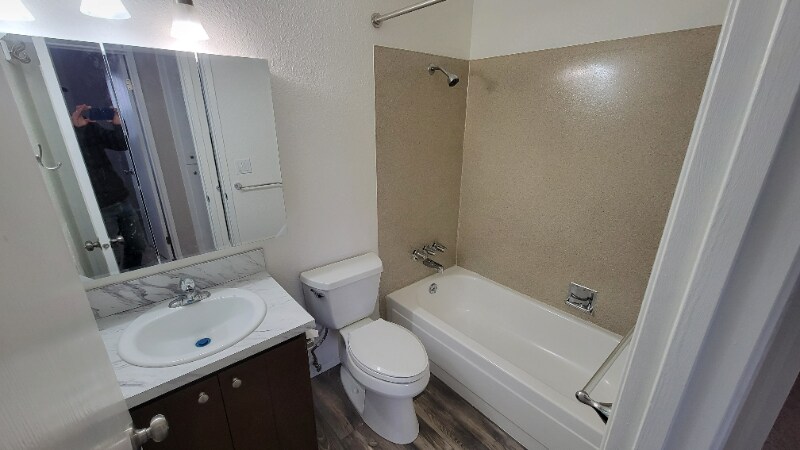 Building Photo - 4332 S Junett St