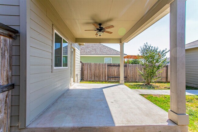 Building Photo - 133 Duck Creek Trail