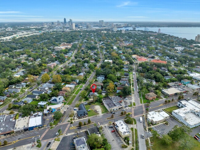 Building Photo - 2678 Post St