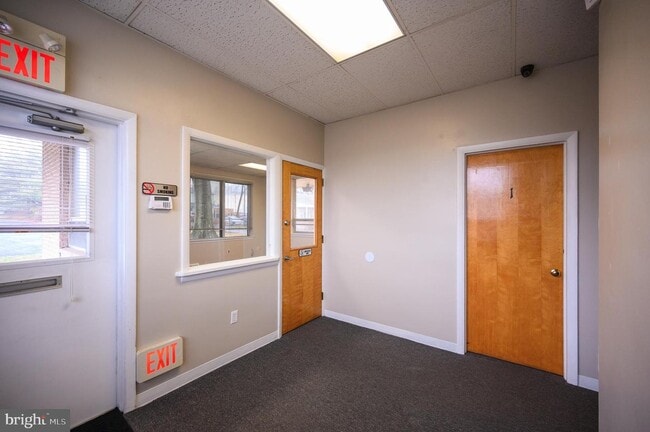 Building Photo - 980 Davisville Rd