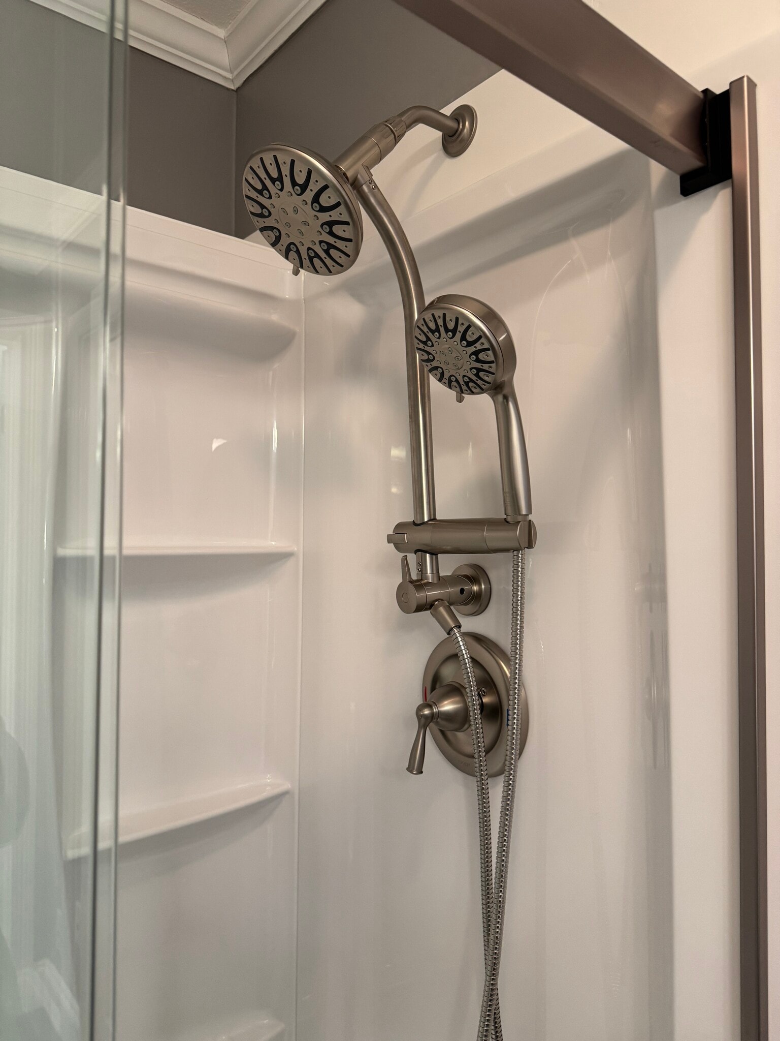 Master Bath - 304 Queen Victoria Way