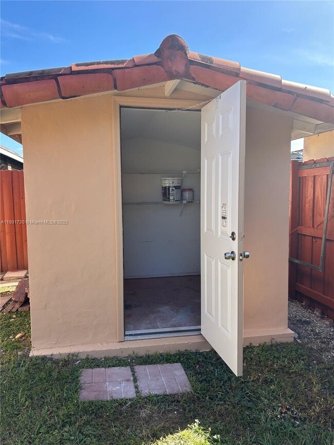 Building Photo - 14670 SW 49th St